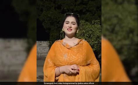 tiktok girl leaked video|Explained: Controversy Around Pakistani TikTok Star Aliza Seher。